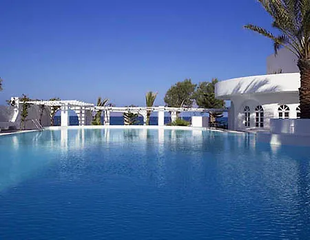 מלון Thalassa Seaside Resort