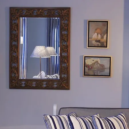 Thalassa Seaside Resort מלון